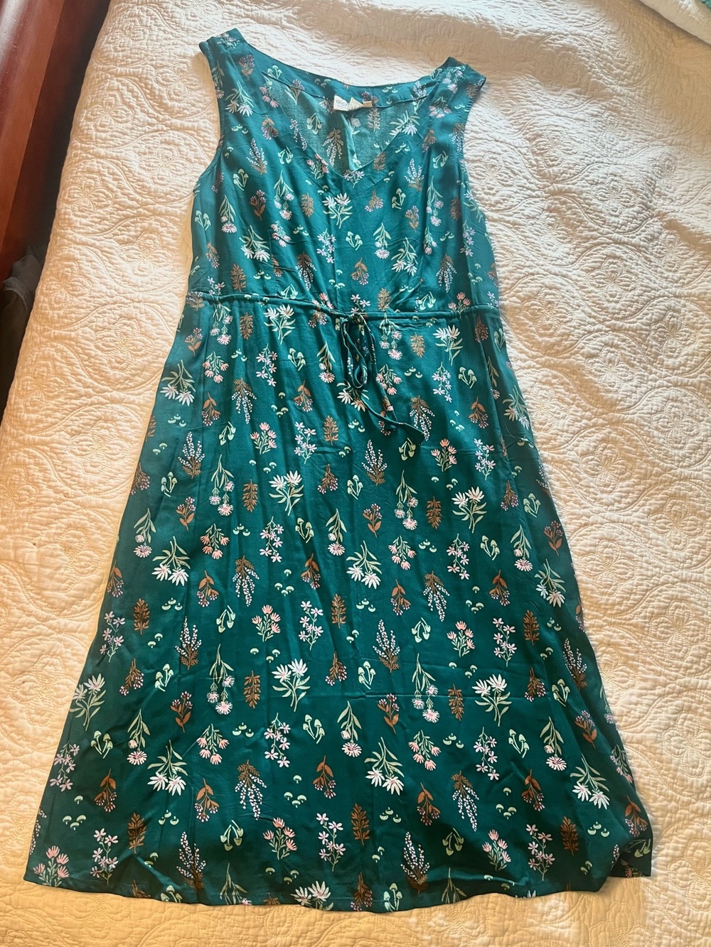 NWOT - Sleeveless Teal Mushroom & Floral Pattern Tie-Waist Dress, size L
